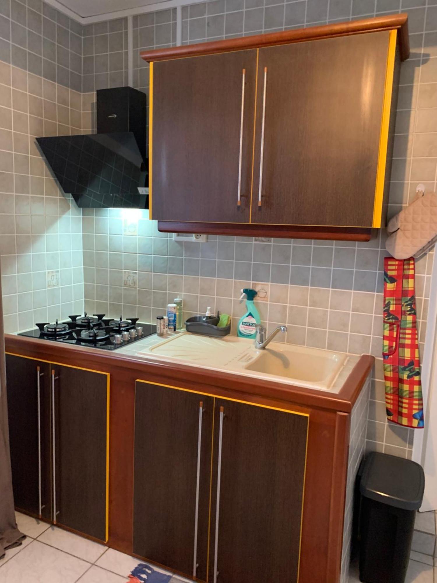 Charmant logement avec spa/petit-déjeuner inclus. Pointe-Noire Extérieur photo